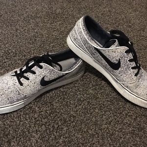 Nike Janoski Shoes